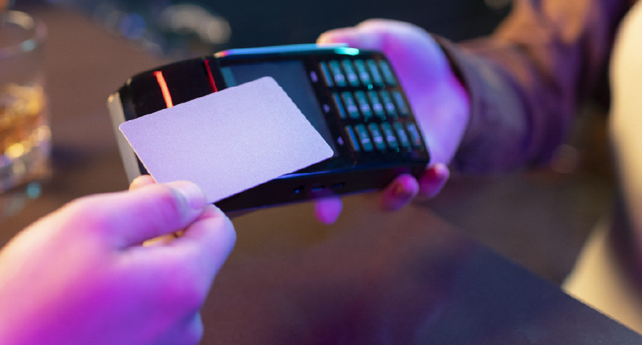 NFC: La tecnología <br>que está simplificando<br> tus pagos